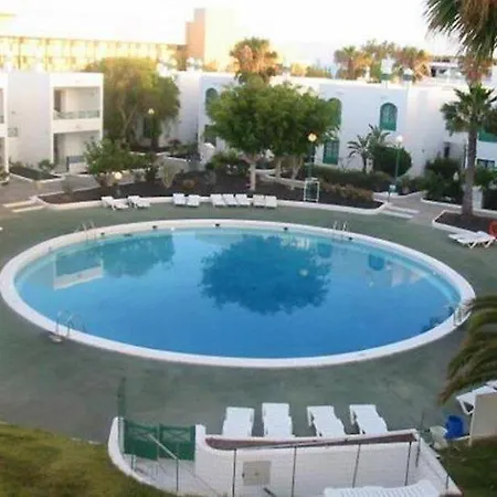 Blue Sea Apartment *